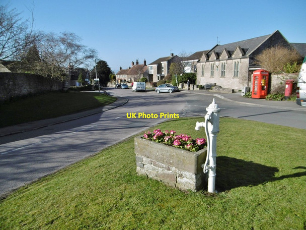 Photo 6"x4" Almondsbury, pump and trough Almondsbury c2015