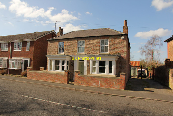 Photo 6"x4" Former Welland pub Spalding c2015