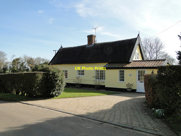 Photo 6"x4" Thatched house on Bellwell Lane Aspall c2015