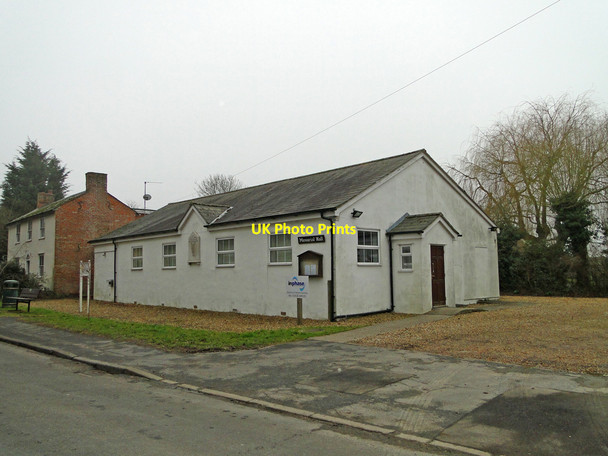 Photo 6"x4" Brinkley First World War Memorial Hall Brinkley\/TL6254 c2015