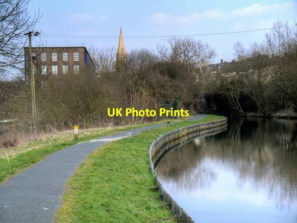 Photo 6"x4" Leeds and Liverpool Canal, Lomeshaye Industrial Estate Nelson\/SD8637 c2015