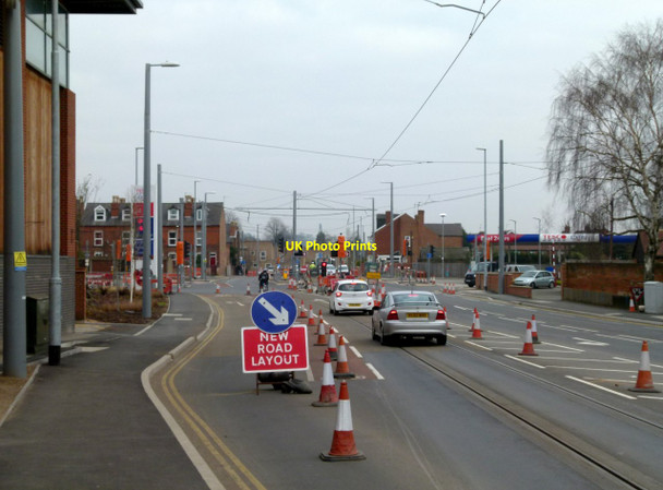 Photo 6"x4" Middle Street passing Tesco Beeston\/SK5236 c2015