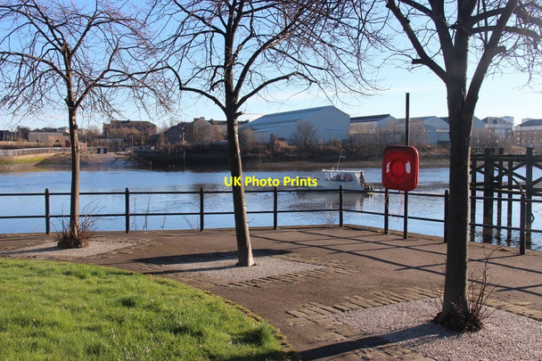 Photo 6"x4" Renfrew Ferry crossing Clydebank\/NS4970 c2015