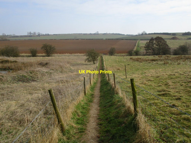 Photo 6"x4" The Viking Way leaving Belchford Belchford c2015