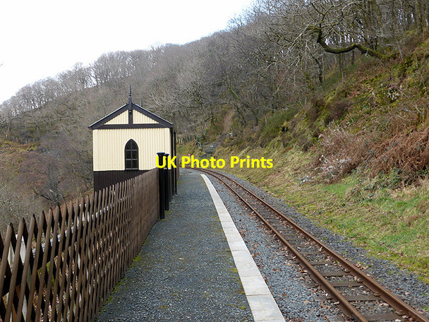 Photo 6"x4" Platform and waiting shelter at Rhiwfron station, Vale of Rheidol Railway Devil's Bridge\/Pontarfynach c2015