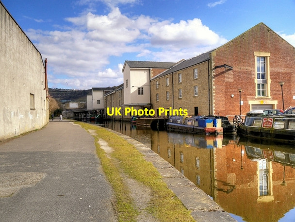 Photo 6"x4" Leeds and Liverpool Canal, Warehouses at Wharf Street (1) Shipley\/SE1437 c2015