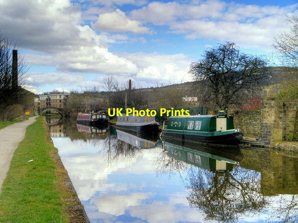 Photo 6"x4" Leeds and Liverpool Canal, Gallows Bridge Moorings Shipley\/SE1437 c2015