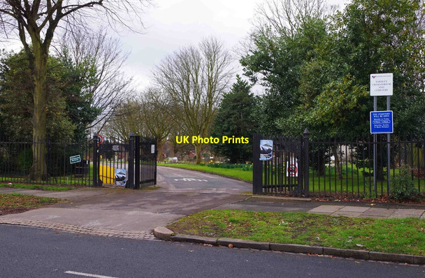 Photo 6"x4" Entrance to Yardley Cemetery and Crematorium, Clay Lane, Yardley, Birmingham Gilbertstone c2015