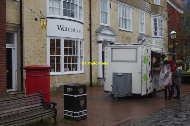 Photo 6"x4" Waterstones, Lewes Lewes c2015