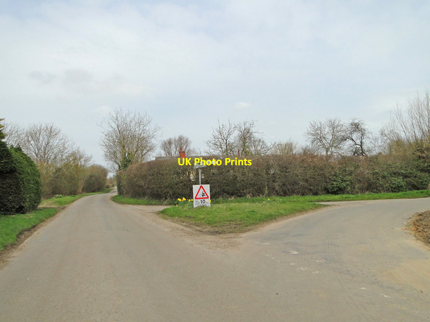 Photo 6"x4" Another of those ridiculous road signs Blacksmith's Green c2015