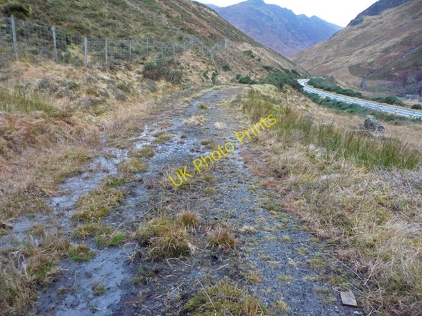Photo 6"x4" The old road in Glen Shiel Sg\u00f9rr a' Chuilinn c2008