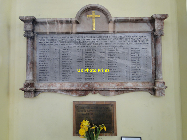 Photo 6"x4" WW1 Memorial in St. Mary, Southtown Great Yarmouth c2015