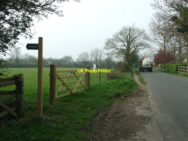 Photo 6"x4" New Footpath Sign And Gate Bredfield c2014