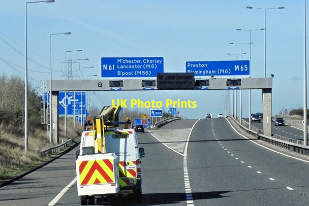 Photo 6"x4" Westbound M65 at Junction 2 Brindle c2014