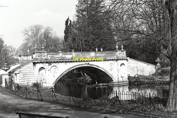 Photo 6"x4" Chiswick Villa and landscape Chiswick c2014