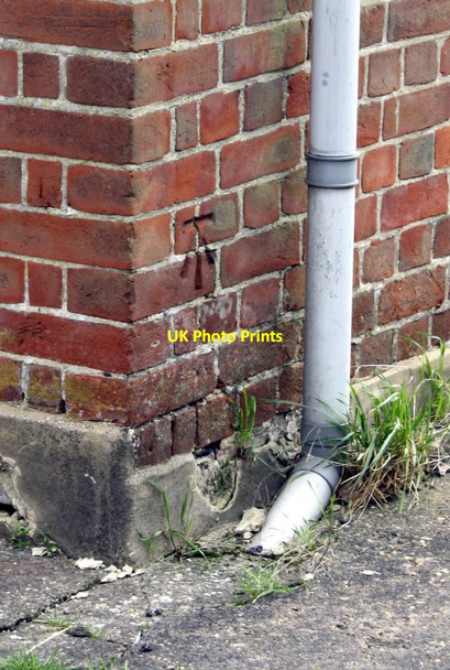 Photo 6"x4" Benchmark on Wesleyan Chapel Horspath c2014
