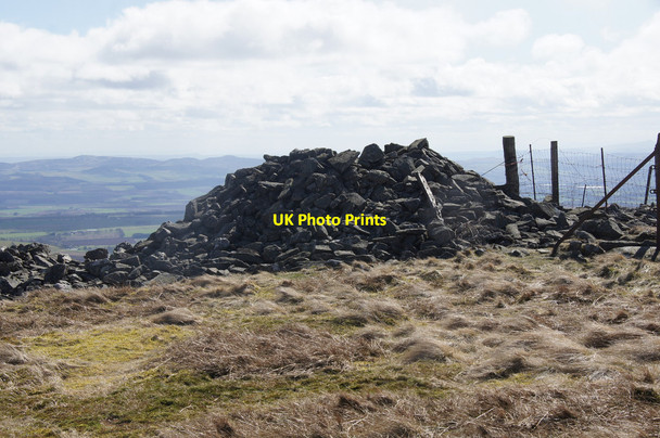 Photo 6"x4" Cairn on the summit of Cat Law Balintore\/NO2859 c2014