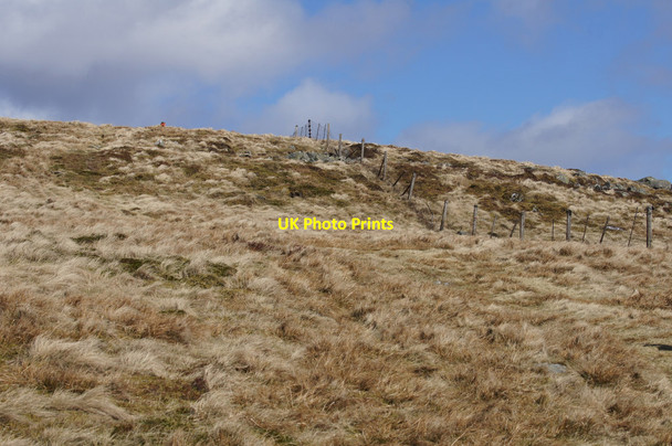 Photo 6"x4" Fence near the summit of Cat Law Balintore\/NO2859 c2014