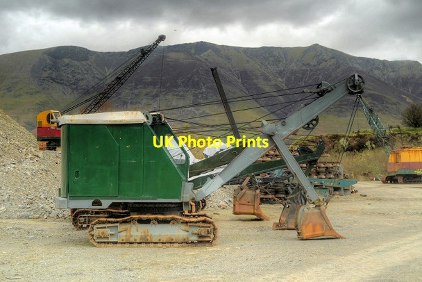 Photo 6"x4" Vintage Excavator Display, Threlkeld Quarry Birkett Mire c2014