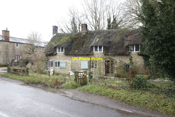 Photo 6"x4" Thatched Cottage in Elsfield Elsfield c2014