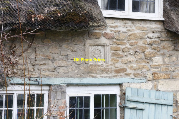 Photo 6"x4" Carving on the cottage Elsfield c2014