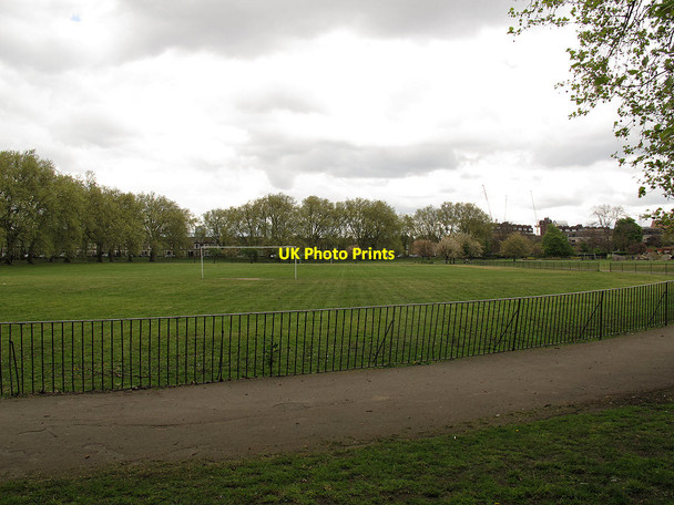 Photo 6"x4" Football pitch, Deptford Park Deptford\/TQ3677 c2014