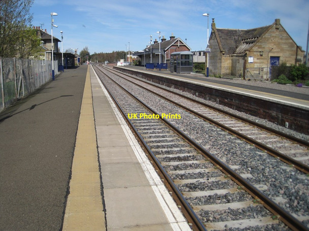 Photo 6"x4" Ladybank railway station, Fife Ladybank\/NO3009 c2014