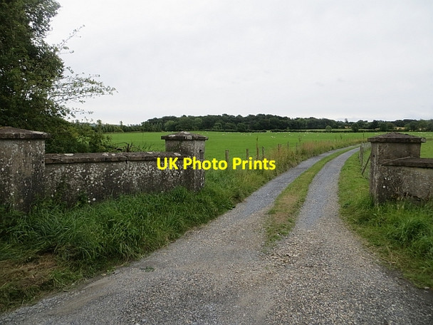 Photo 6"x4" Gateway, Urney Clady c2013