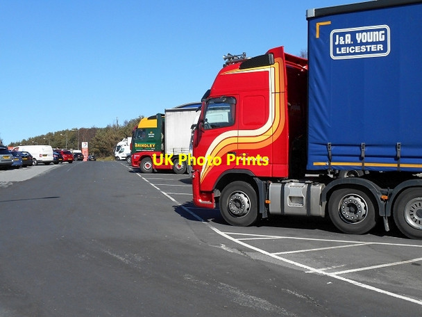 Photo 6"x4" Tebay Services Lorry Park, Northbound M6 Greenholme\/NY5905 c2014