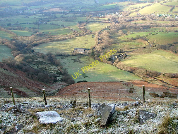 Photo 6"x4" A view over Cwmeidrol Farm Cwm-Llinau c2008