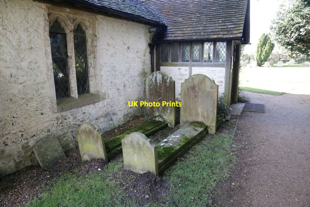 Photo 6"x4" Graves by the Porch Mortimer West End c2014