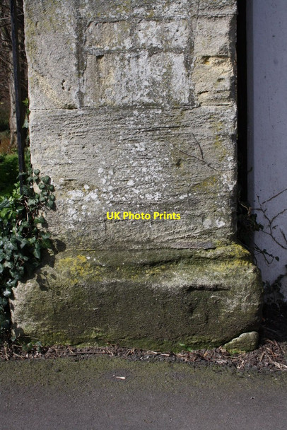 Photo 6"x4" Benchmark on gatepost at Marston Road church entrance Oxford\/SP5106 c2014