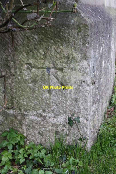 Photo 6"x4" Benchmark on St Clements Church Oxford\/SP5106 c2014