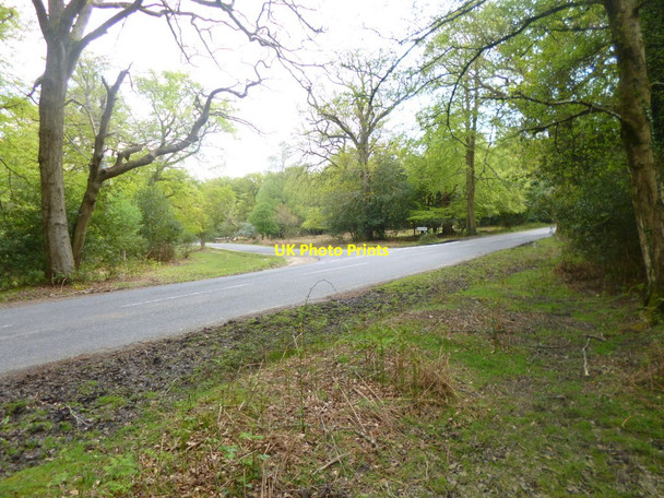 Photo 6"x4" Bramshaw, road junction Nomansland\/SU2517 c2014