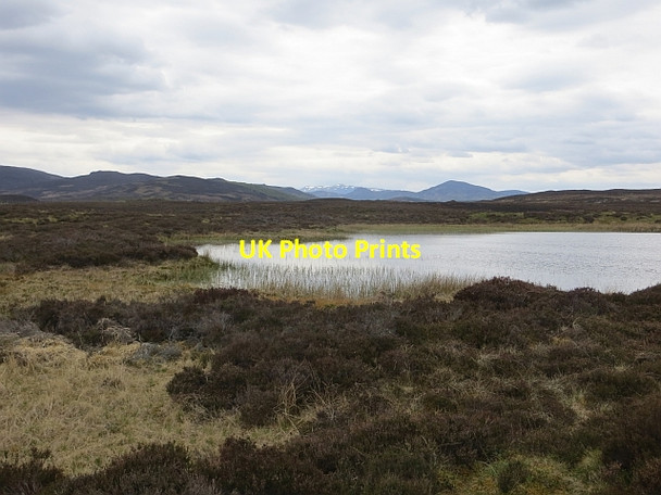 Photo 6"x4" Lochan Odhar Newtonmore c2014
