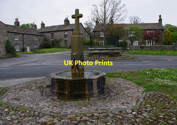 Photo 6"x4" War Memorial, Langcliffe Settle c2014