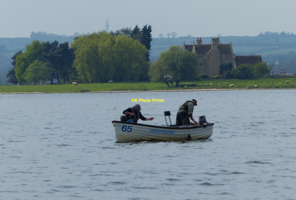 Photo 6"x4" Fishing boat on Rutland Water Upper Hambleton c2014