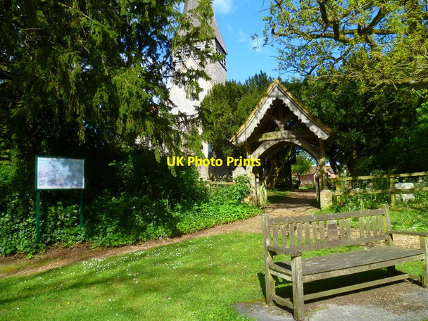 Photo 6"x4" Seat and lych gate in Lasham Lasham c2014