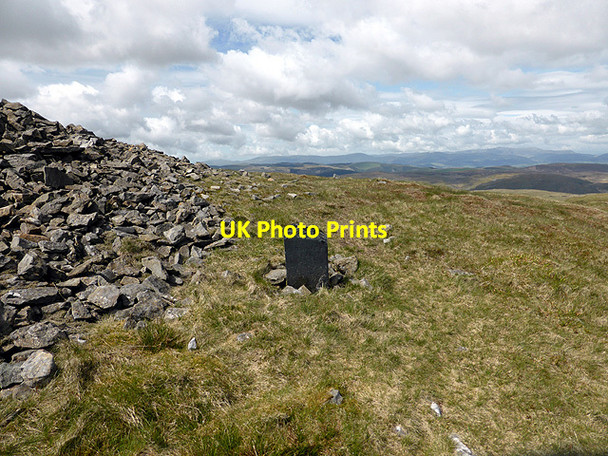 Photo 6"x4" Broken historic boundary marker on Pen Pumlumon Arwystli Pen Pumlumon Arwystli c2014