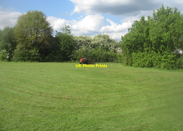 Photo 6"x4" Grass cutting - Kennet Way play area East Oakley c2014
