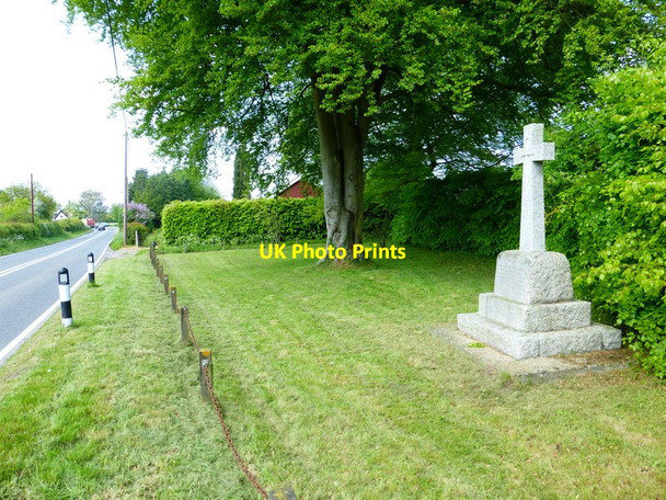 Photo 6"x4" Memorial by the A272 Bramdean c2014