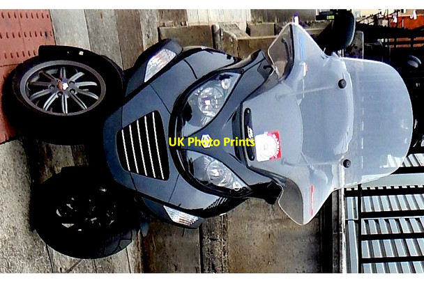 Photo 6"x4" Belfast - City Centre - Unusual Motorcycle Parked near Belfast High Court Belfast c2013