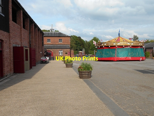 Photo 6"x4" Stables Courtyard, Tatton Hall Tatton Dale c2014