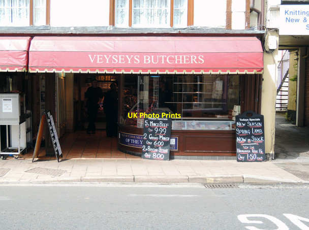Photo 6"x4" Cullompton: Veyseys Butchers Cullompton c2014