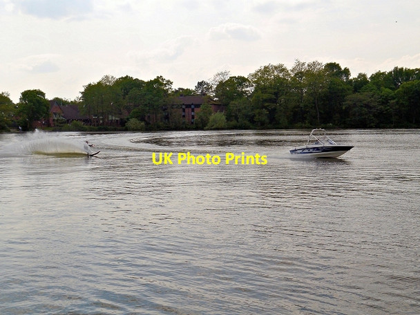 Photo 6"x4" Water Skier at Carr Mill Dam St Helens\/SJ5095 c2014