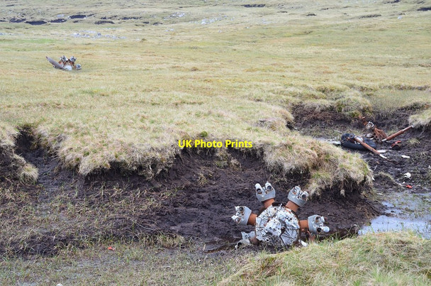 Photo 6"x4" Remains of RAF Anson near Beinn an Fhurain Loch nan Caorach\/NC2923 c2014