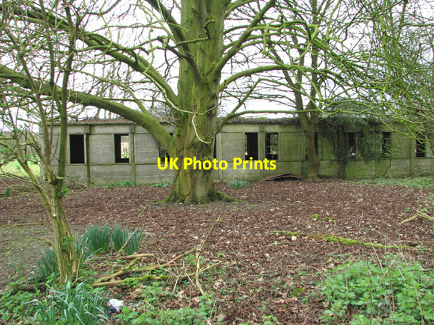 Photo 6"x4" RAF Thorpe Abbotts, Site 4 Upper Street\/TM1780 c2011