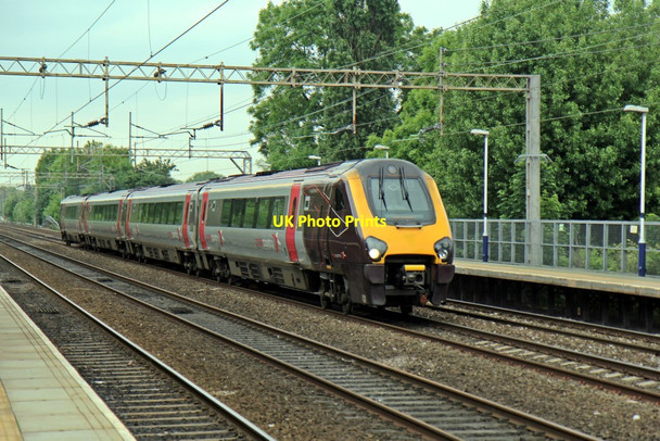 Photo 6"x4" Cross Country Class 220, 220027, Levenshulme railway station Levenshulme c2014