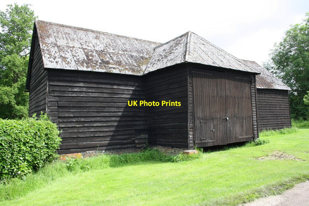 Photo 6"x4" Timber-clad barn at Lollingdon Farm Cholsey c2014