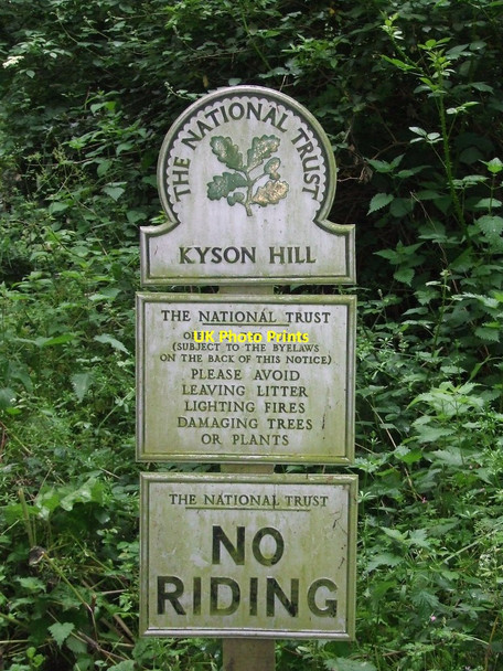 Photo 6"x4" National Trust Signs Woodbridge\/TM2649 c2014